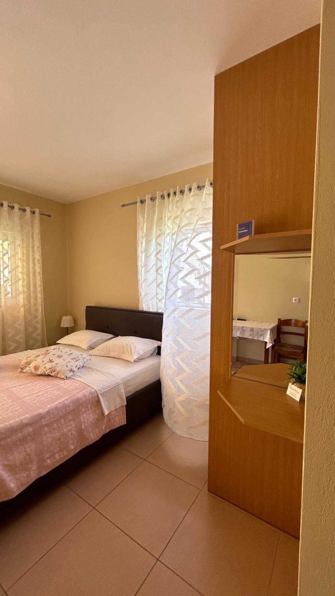 Dimitra Rooms Lefkáda Esterno foto
